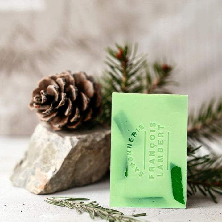 Savon au lait de brebis conifères 