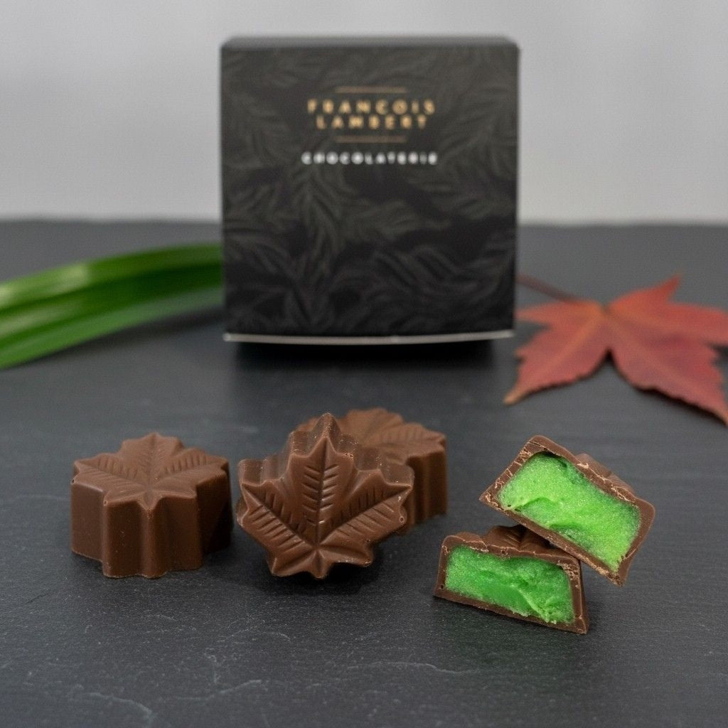 4 milk chocolates filled – Maple & pandan ganache