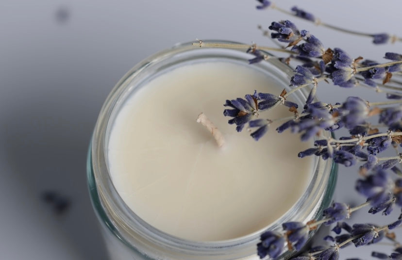 No.4  Bougie de Soya à la Lavande : Relaxation Naturelle et Apaisante